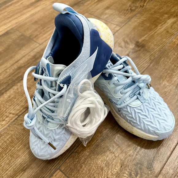 Under Armour Women's Project Rock 6 Training Shoes size 7, Blue/White Trainers - Picture 8 of 12